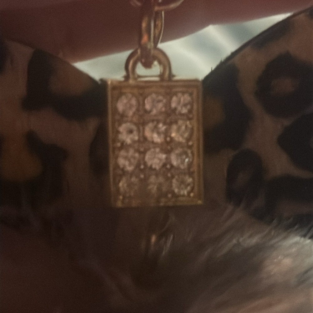 Boutique Leopard Animal Print Pom Pom Bling Bow Bag charm Keychain New - Picture 7 of 7